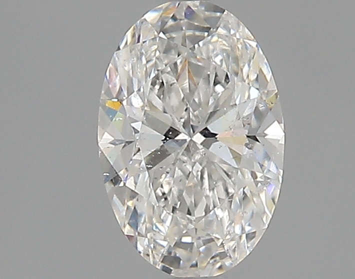 Oval Diamond with minimal bowtie