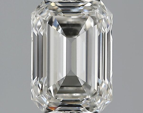 2.60 carat IGI Graded Lab-Grown Emerald-Cut Diamond