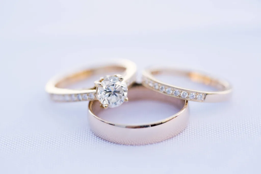 Engagement Rings vs Wedding Rings. What's the difference?